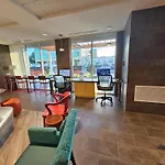 Home2 Suites By Hilton Allentown Bethlehem Airport