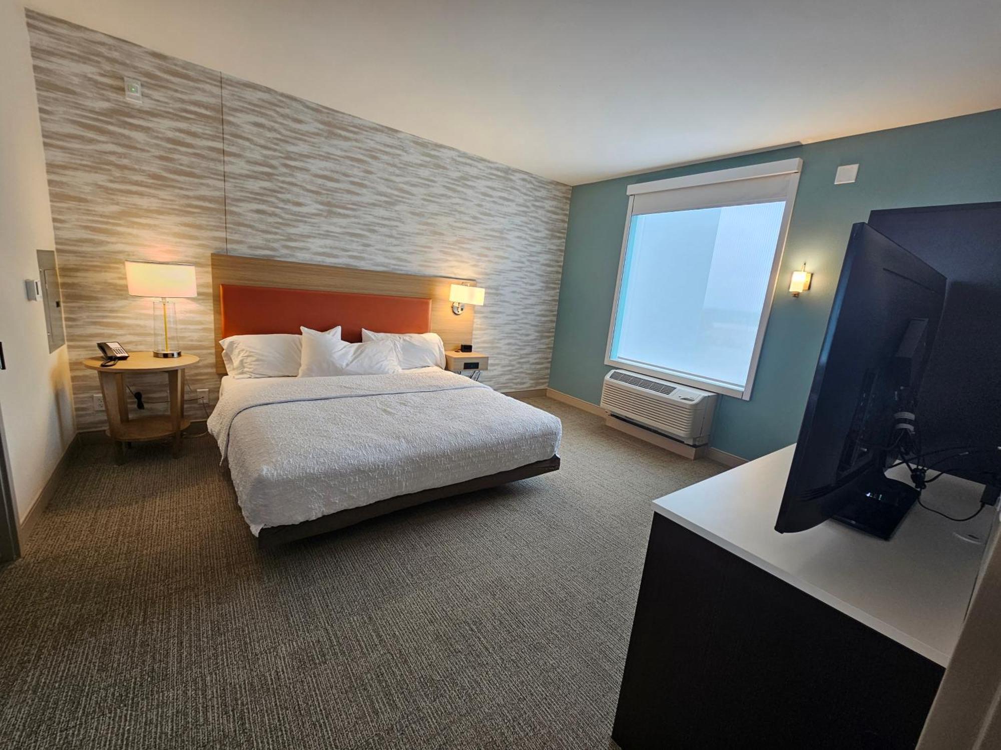 Hotel Home2 By Hilton Allentown Airport